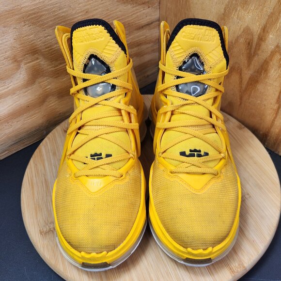 Nike LeBron James 19 Hard Hat Yellow Mens Basketball Shoes Sneakers Size 7.5 - Picture 3 of 11